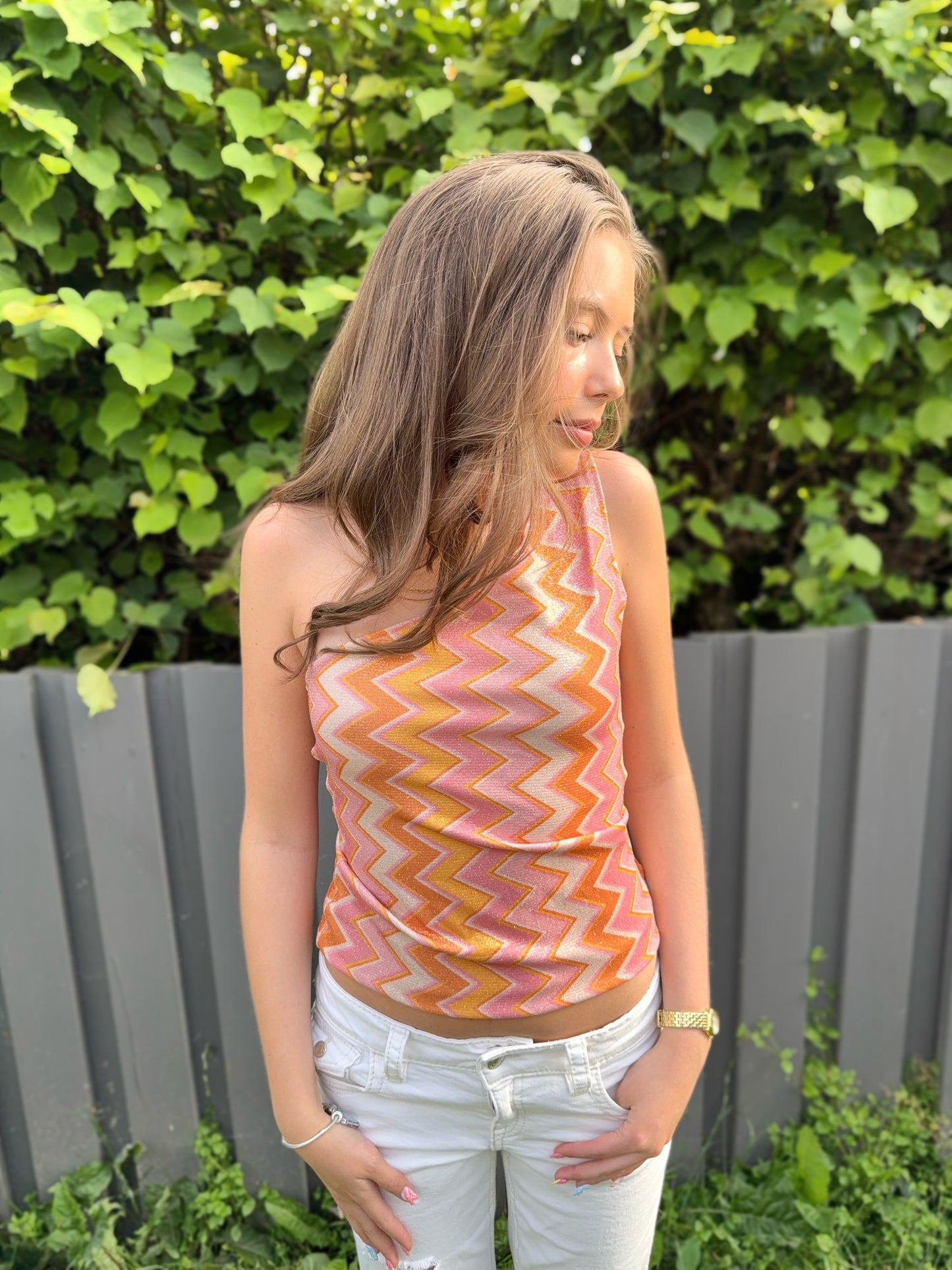 Vic one shoulder